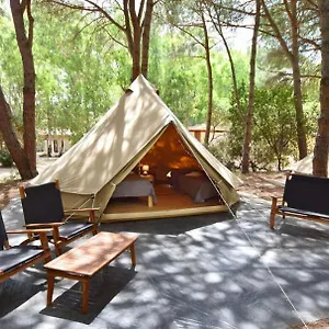 Is Arenas Camping Village Campeggio
